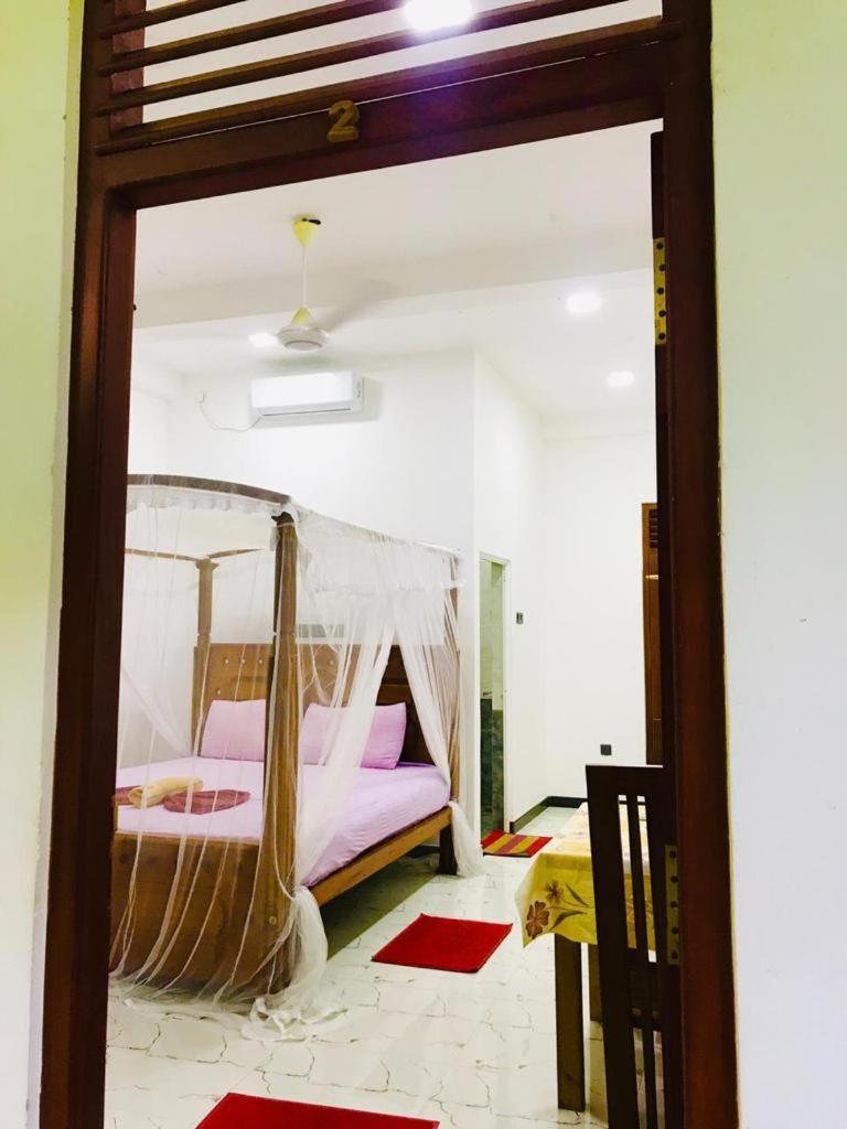 Green Jade Inn Mirissa Dış mekan fotoğraf