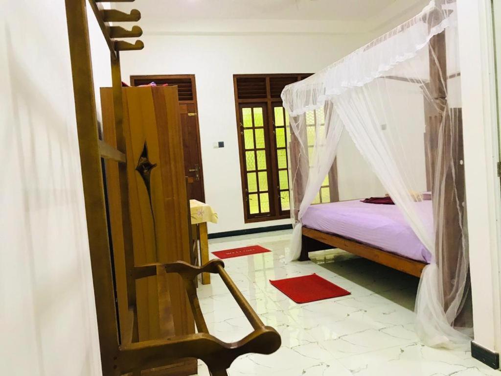 Green Jade Inn Mirissa Dış mekan fotoğraf